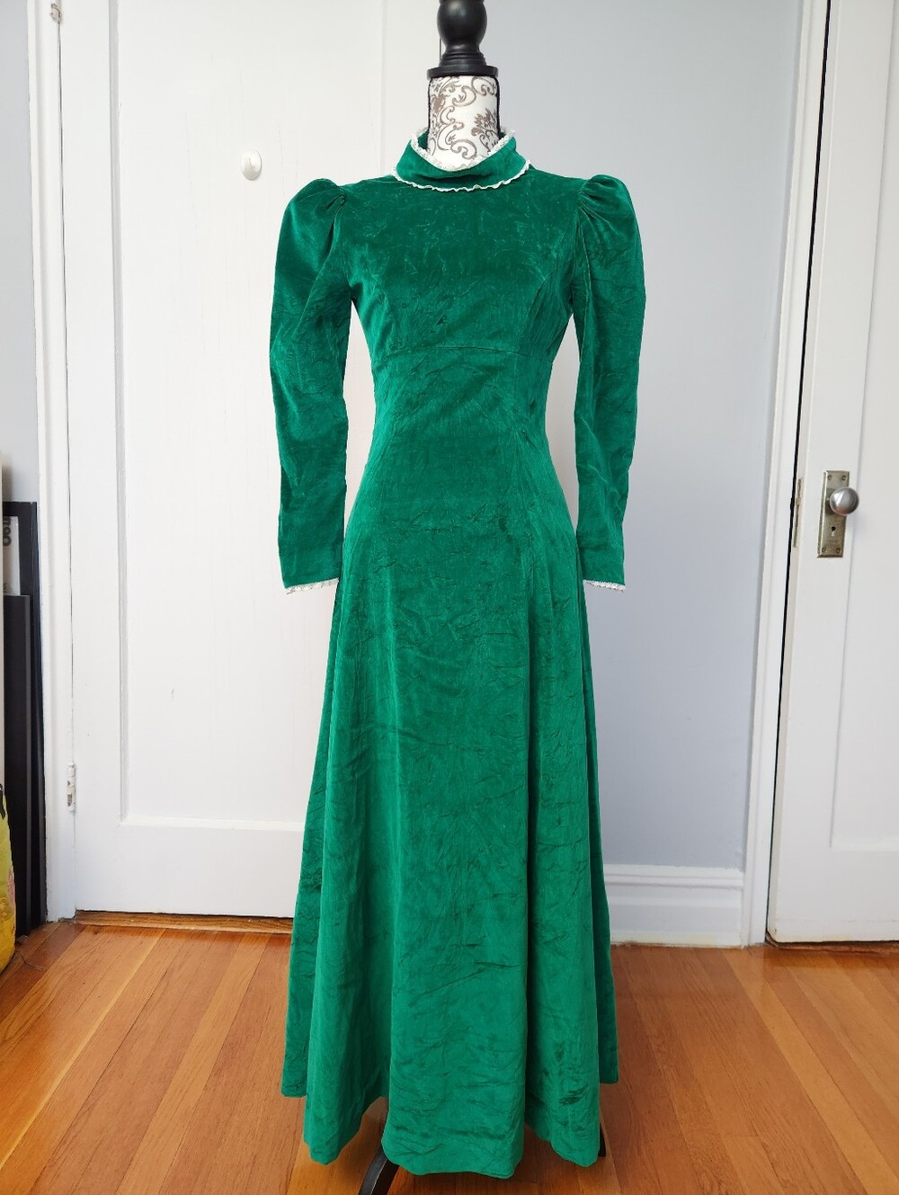 Green Velvet Long Sleeve Mock Neck Renaissance Vintage Princess Maxi Dress